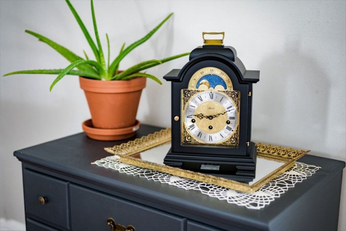 Hodiny stolní Hermle 22864-030340