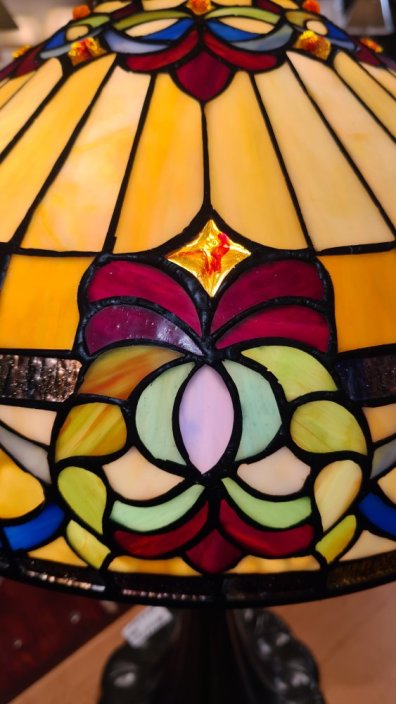 Tiffany stolní lampa BELLE FLEUR