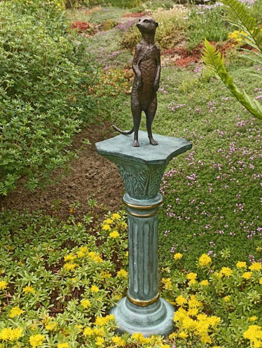 Bronzová socha S017
