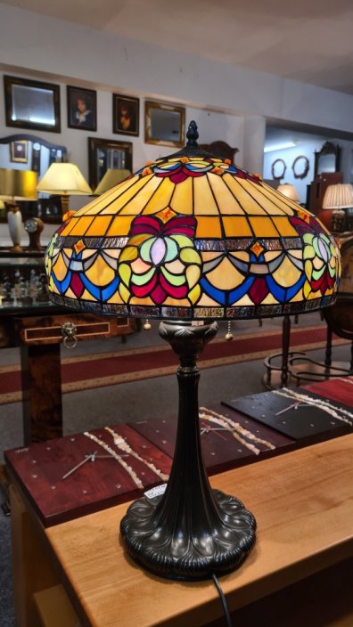 Tiffany stolní lampa BELLE FLEUR