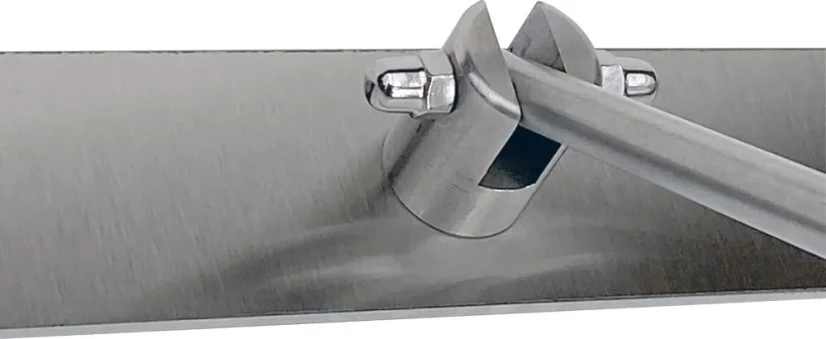 Sluneční hodiny SL610
