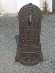 Zahradní kašna U5